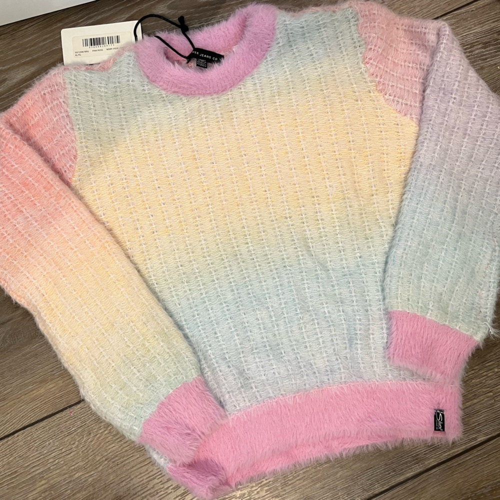 BNWT never worn. Silver Ombré sweater. Sz XL 14-16